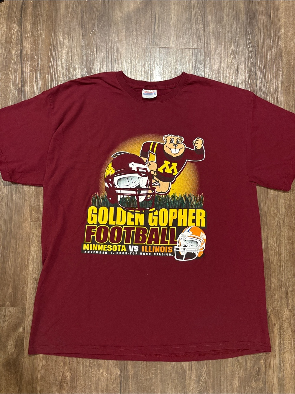 University of Minnesota men’s XL T-shirt
